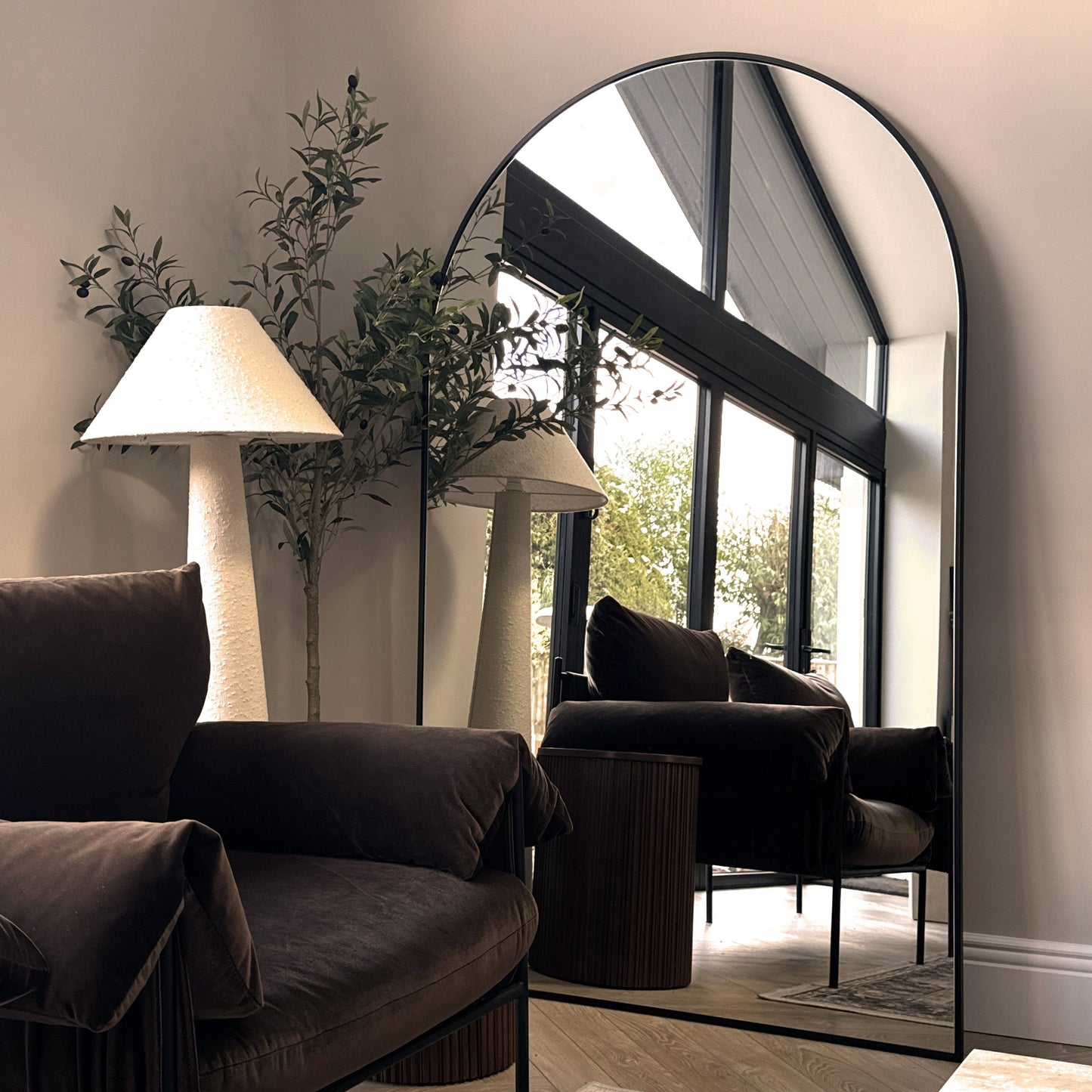 Espejo Liberty - Espejo de cuerpo entero de metal negro con diseño curvado 180cm x 110cm