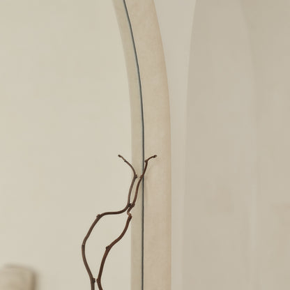 Espejo  Amora – Espejo de cuerpo entero curvado extra grande de hormigón (190 cm x 100 cm)